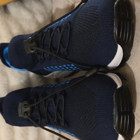 Comfort Wear Orthopedic Navy and Blue Athletic Sneakers - Picture 3 of 11